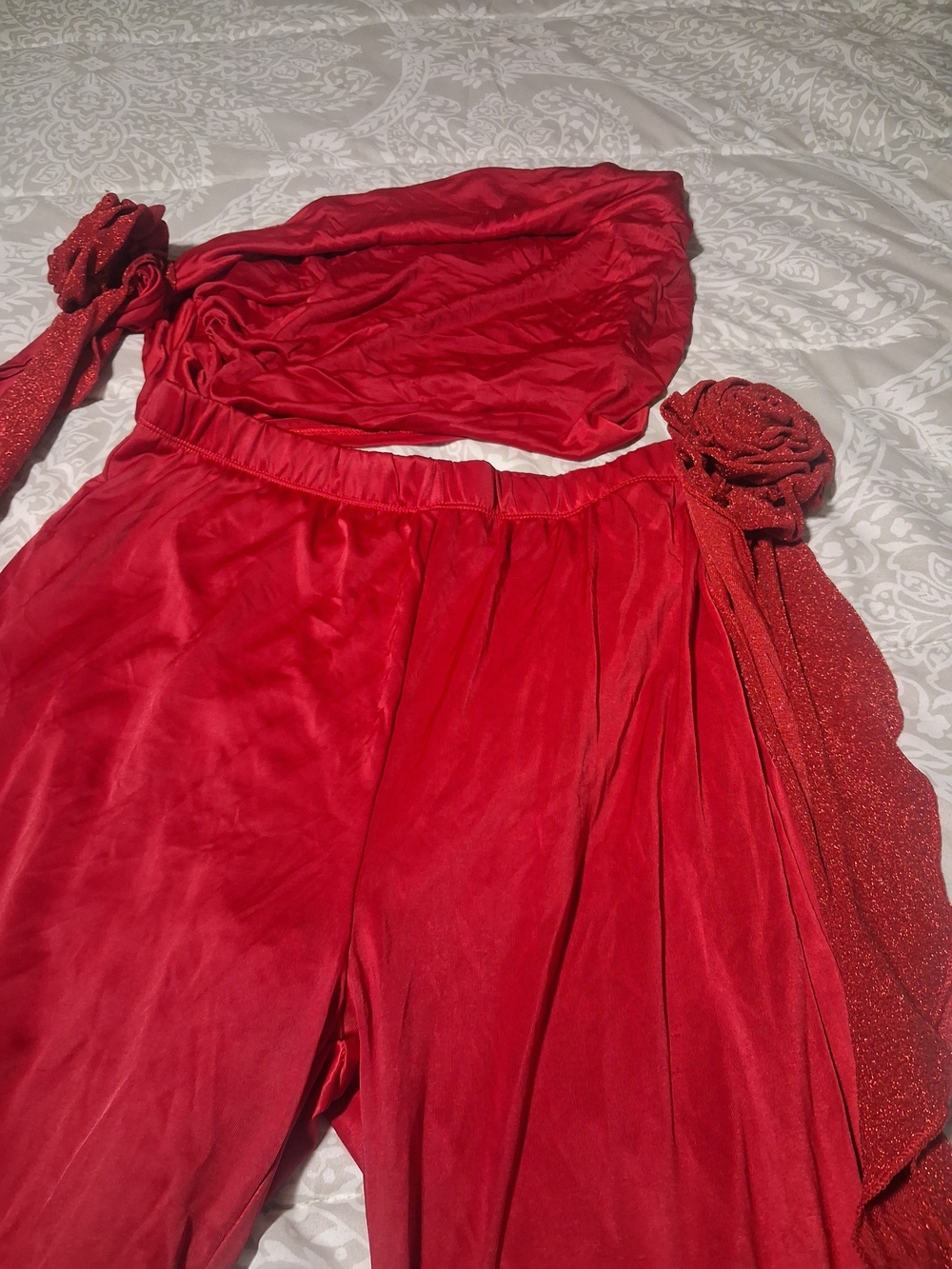 Red Women's Two-Piece Satin Rose Set Fashion Nova Xl